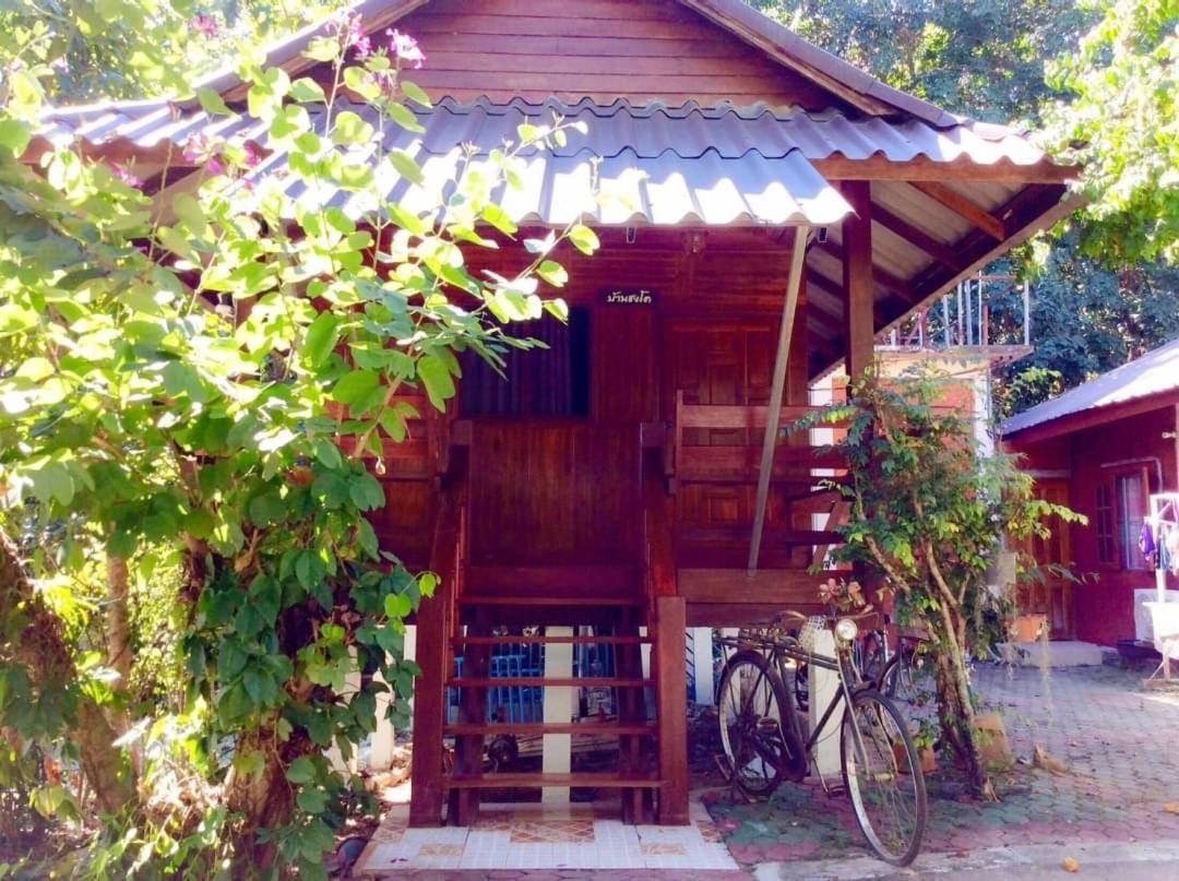 Settee Homestay Nan Buitenkant foto