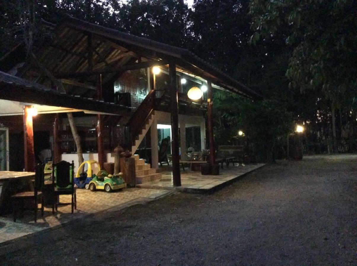 Settee Homestay Nan Buitenkant foto